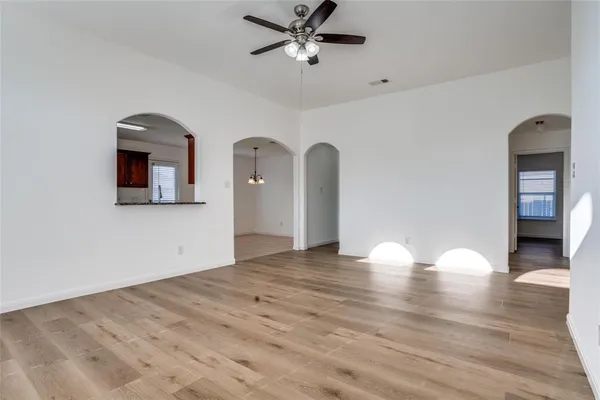 $2,000 | 317 Meadow View Lane, Anna, TX 75409