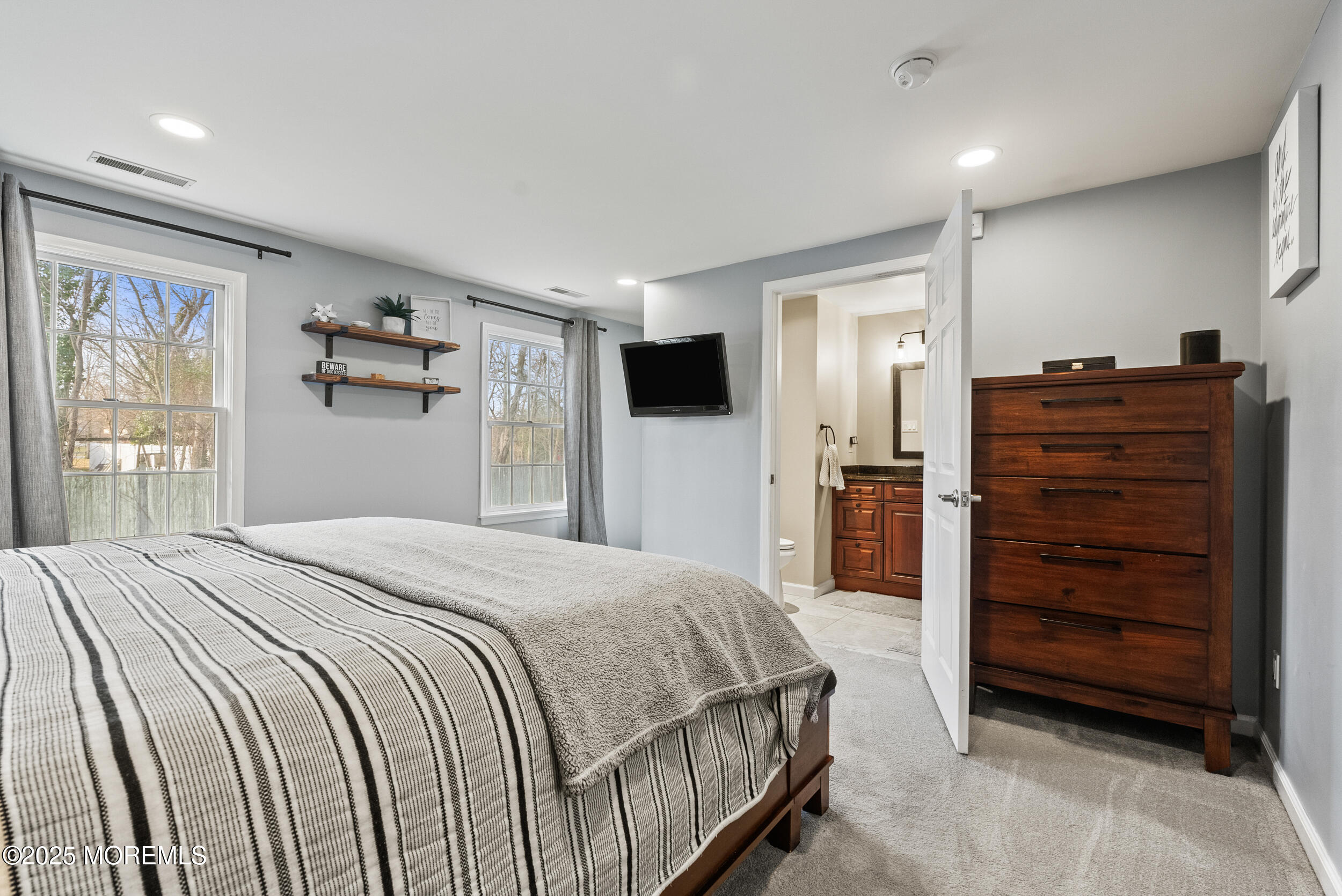 135 Carlton Avenue Evesham, NJ 08053 - Photo 13 of 39 24_024