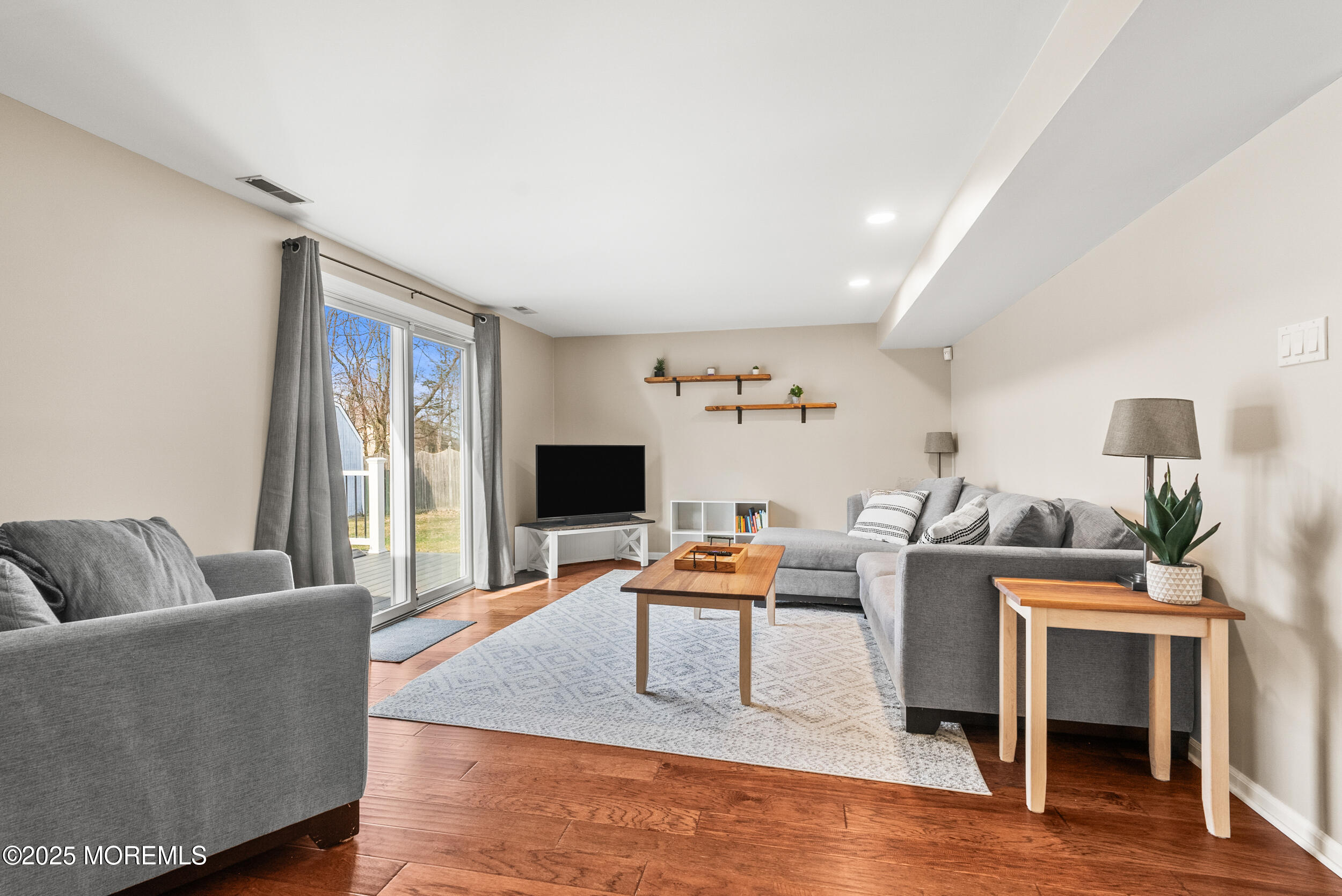 135 Carlton Avenue Evesham, NJ 08053 - Photo 22 of 39 33_033