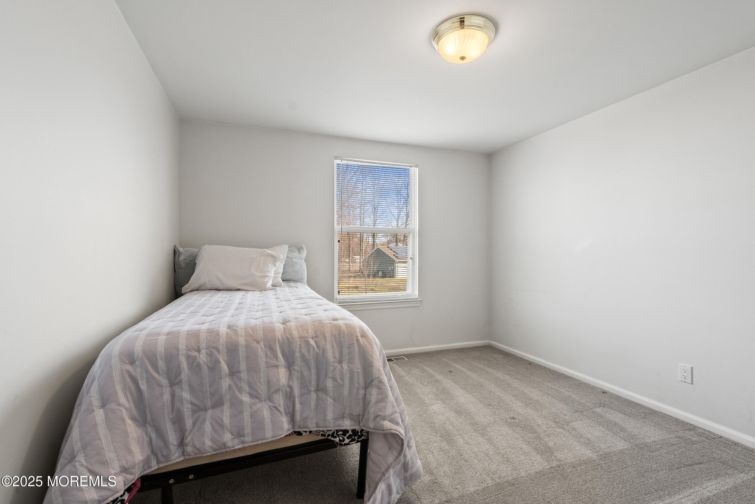 135 Carlton Avenue Evesham, NJ 08053 - Photo 32 of 39 44_044