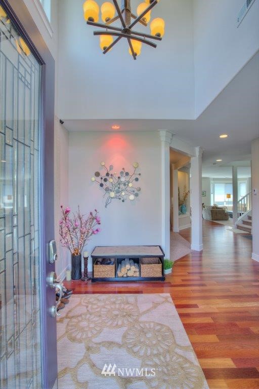 5117 Northeast 7th Place Renton, WA 98059 - Photo 2 of 16