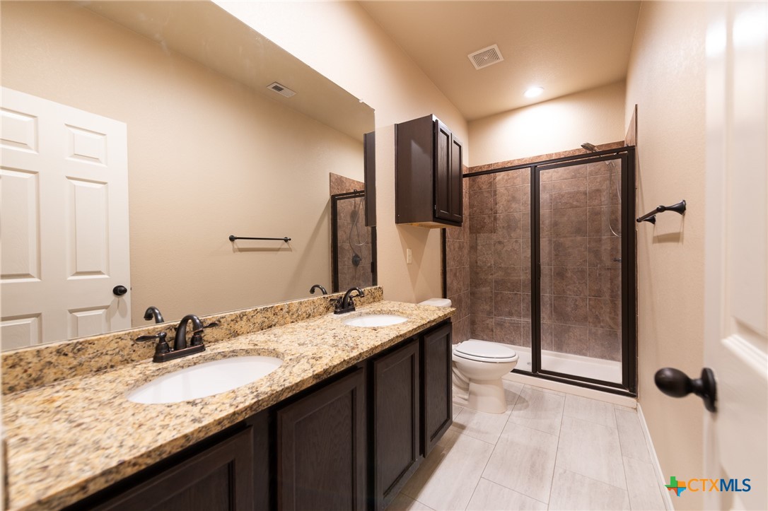 436 Jack Rabbit Lane Buda, TX 78610 - Photo 17 of 40 UNIT A INTERIOR