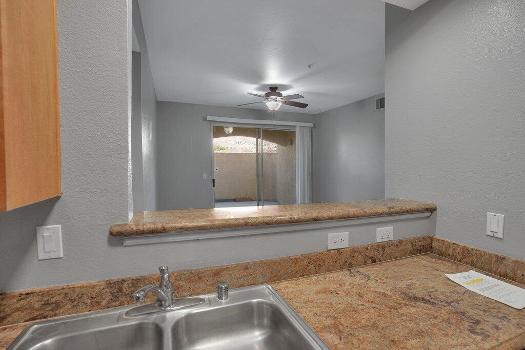 375 Central Avenue, Unit 10 Riverside, CA 92507 - Photo 5 of 33 a bathroom with a sink and a mirror