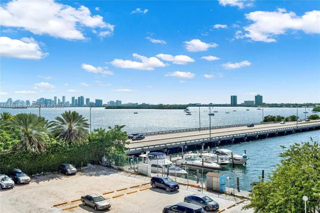 $2,800 | 7904 West Drive, Unit 812, North Bay Village, FL 33141