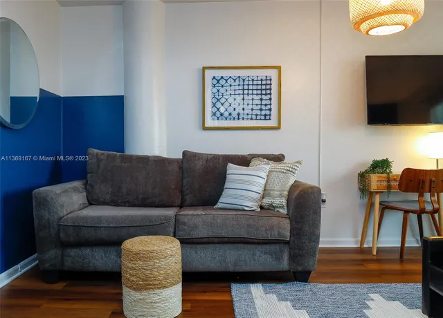 $2,800 | 7904 West Drive, Unit 812, North Bay Village, FL 33141