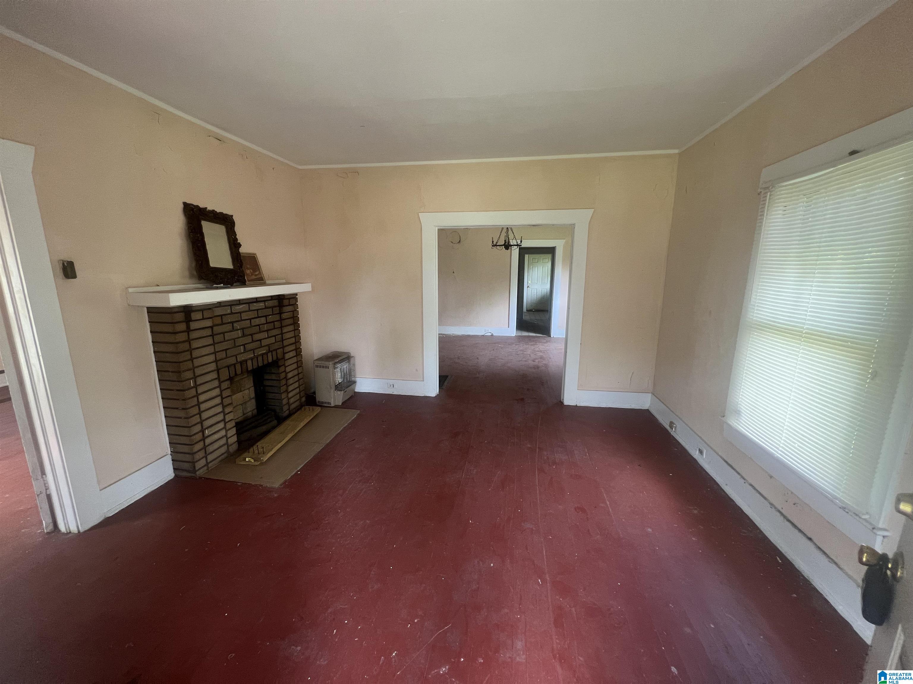 516 Southwest Fulton Avenue Birmingham, AL 35211 - Photo 3 of 10