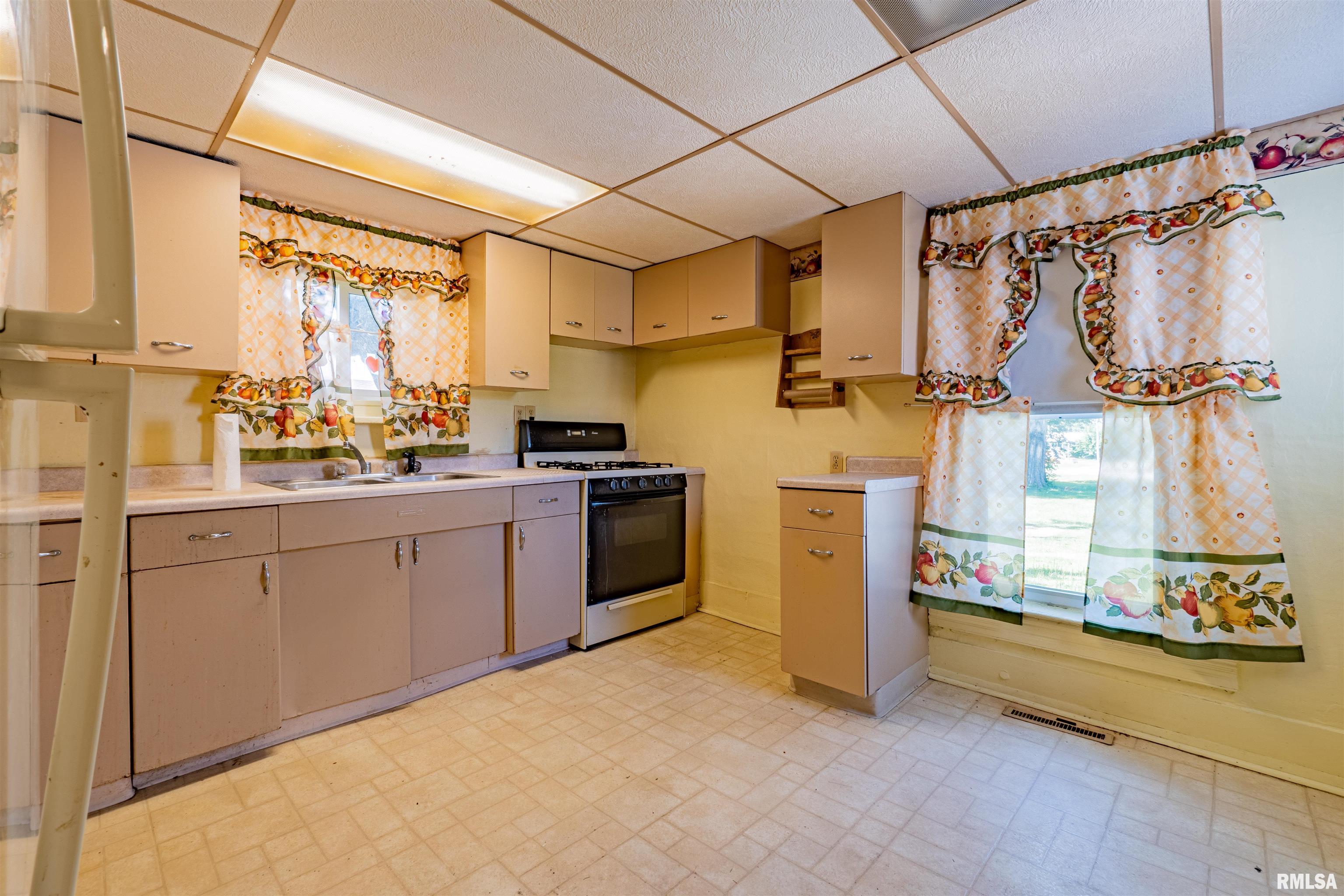 206 West Broad Street Rutland, IL 61358 - Photo 8 of 21