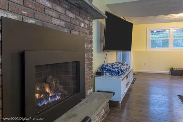 $4,400 | 25 Algonquin Drive, Middletown, RI 02842