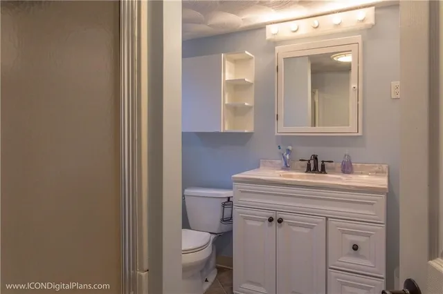 $4,400 | 25 Algonquin Drive, Middletown, RI 02842