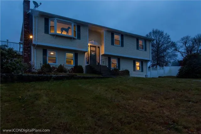 $4,400 | 25 Algonquin Drive, Middletown, RI 02842