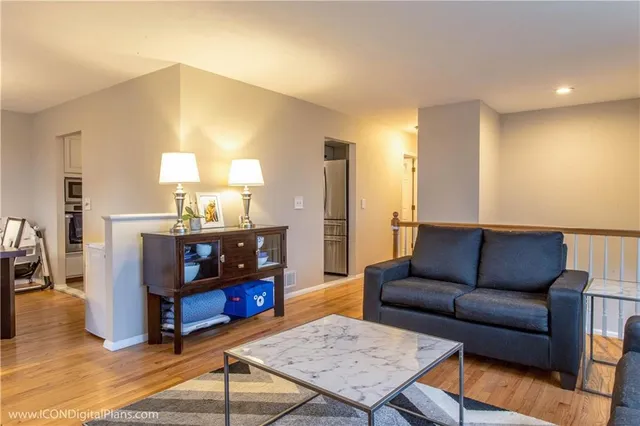 $4,400 | 25 Algonquin Drive, Middletown, RI 02842