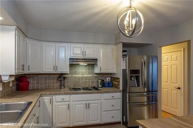 $4,400 | 25 Algonquin Drive, Middletown, RI 02842