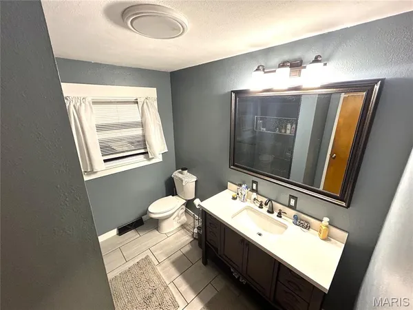 $159,000 | 1133 Teresa Lane, Carrollton, IL 62016