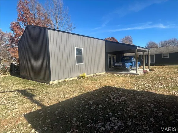 $159,000 | 1133 Teresa Lane, Carrollton, IL 62016