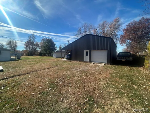 $159,000 | 1133 Teresa Lane, Carrollton, IL 62016