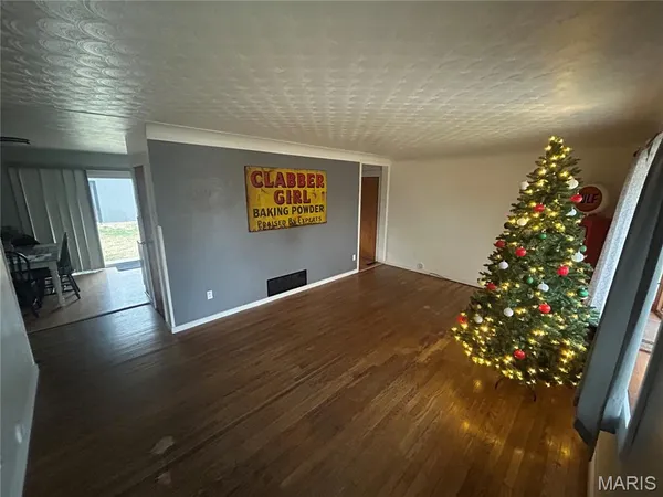 $159,000 | 1133 Teresa Lane, Carrollton, IL 62016