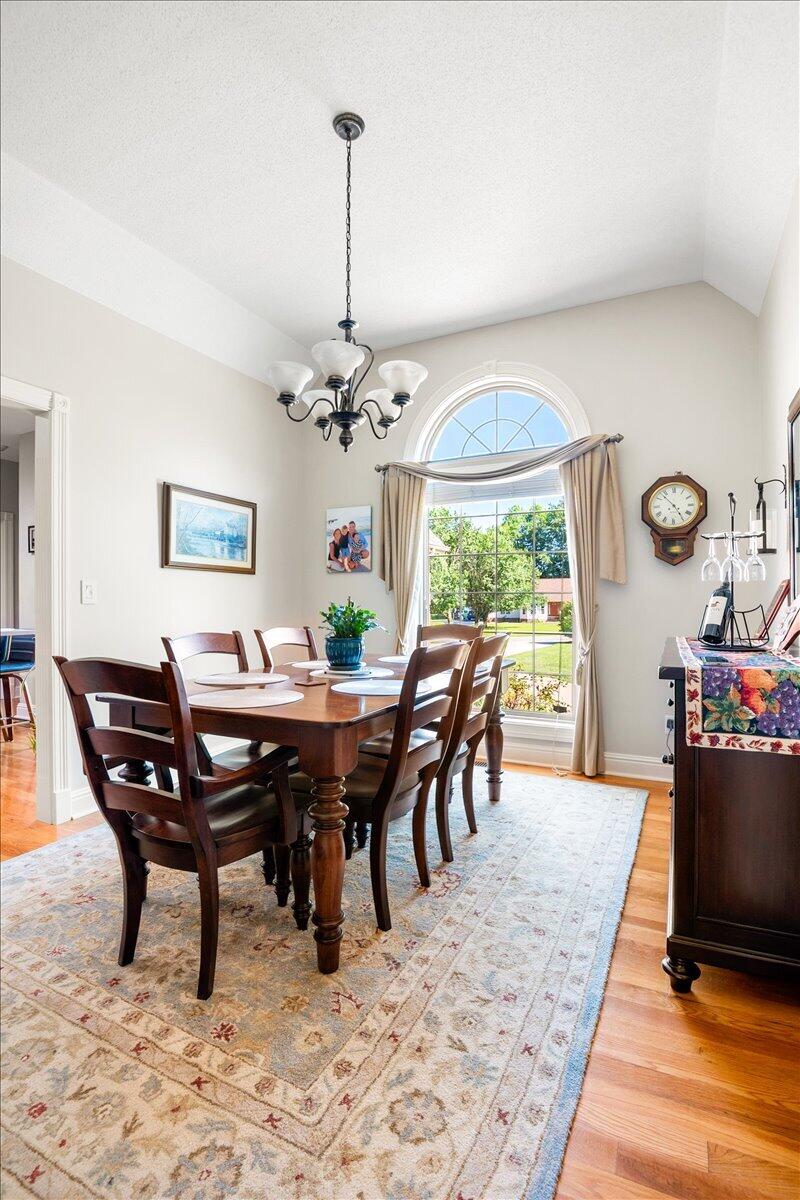 737 Timber Ridge Way Corbin, KY 40701 - Photo 6 of 55 09-Dining Room