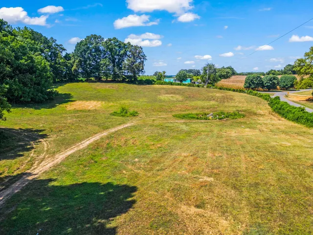 $650,000 | 3389 Anderson Road, Cedar Hill, TN 37032