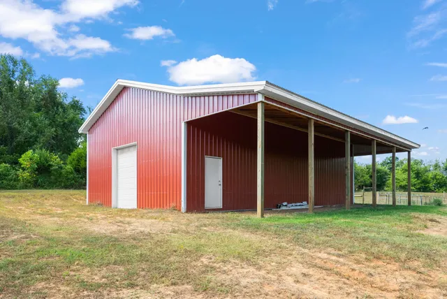 $650,000 | 3389 Anderson Road, Cedar Hill, TN 37032