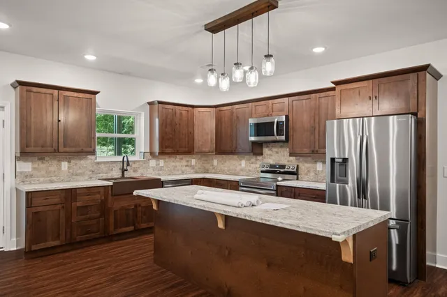 $650,000 | 3389 Anderson Road, Cedar Hill, TN 37032