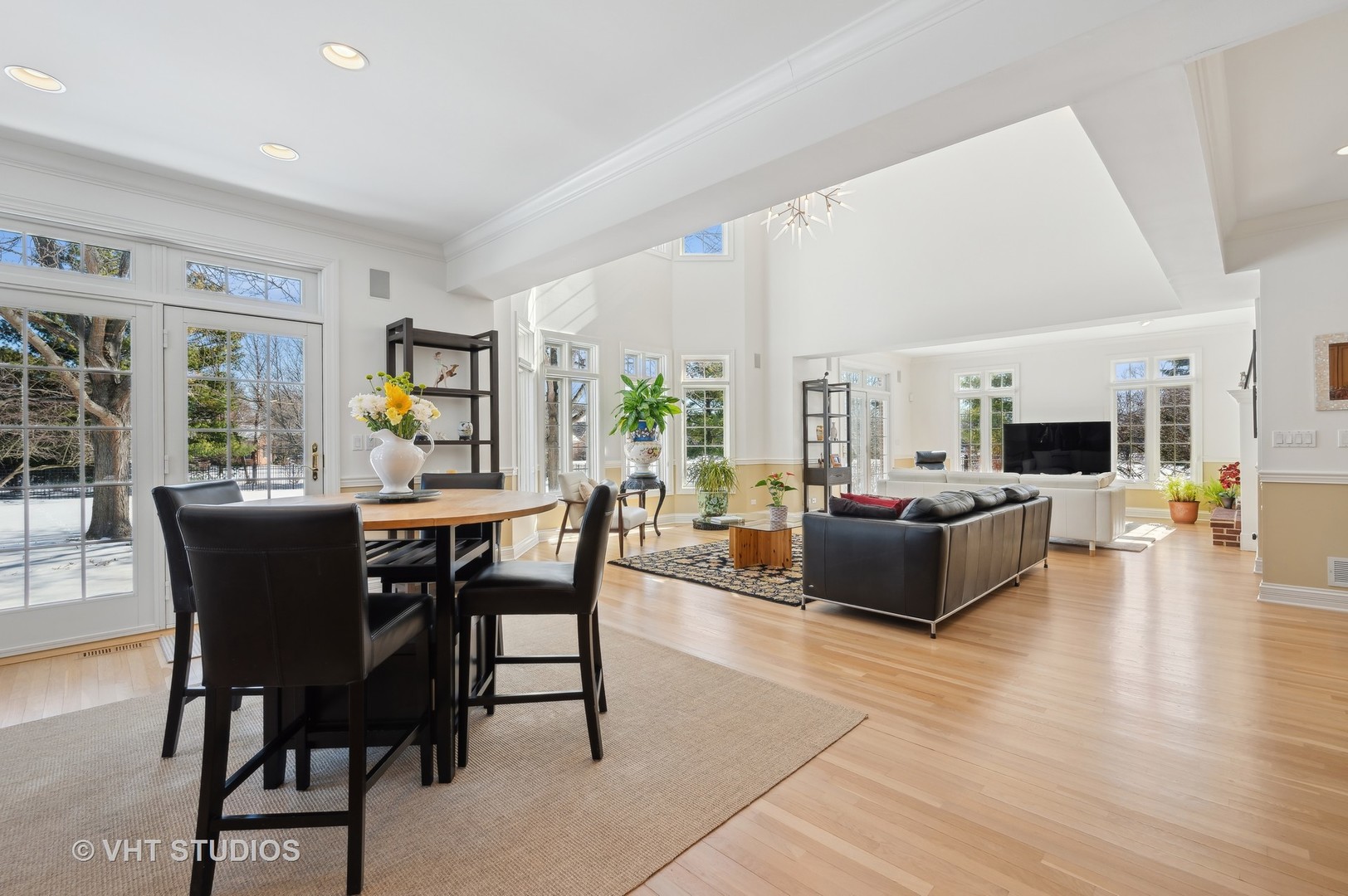 860 Gage Lane Lake Forest, IL 60045 - Photo 16 of 37