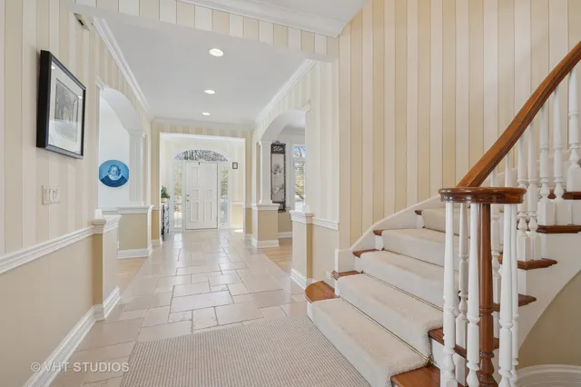 $1,950,000 | 860 Gage Lane, Lake Forest, IL 60045