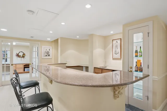 $1,950,000 | 860 Gage Lane, Lake Forest, IL 60045