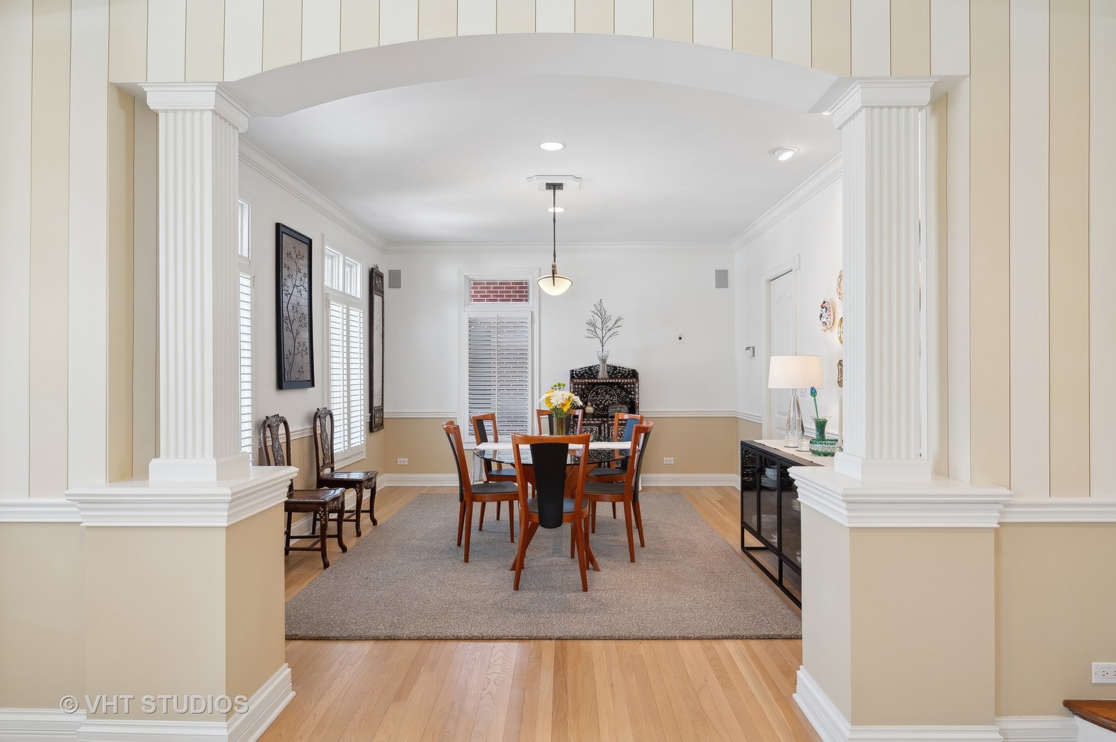 860 Gage Lane Lake Forest, IL 60045 - Photo 10 of 37