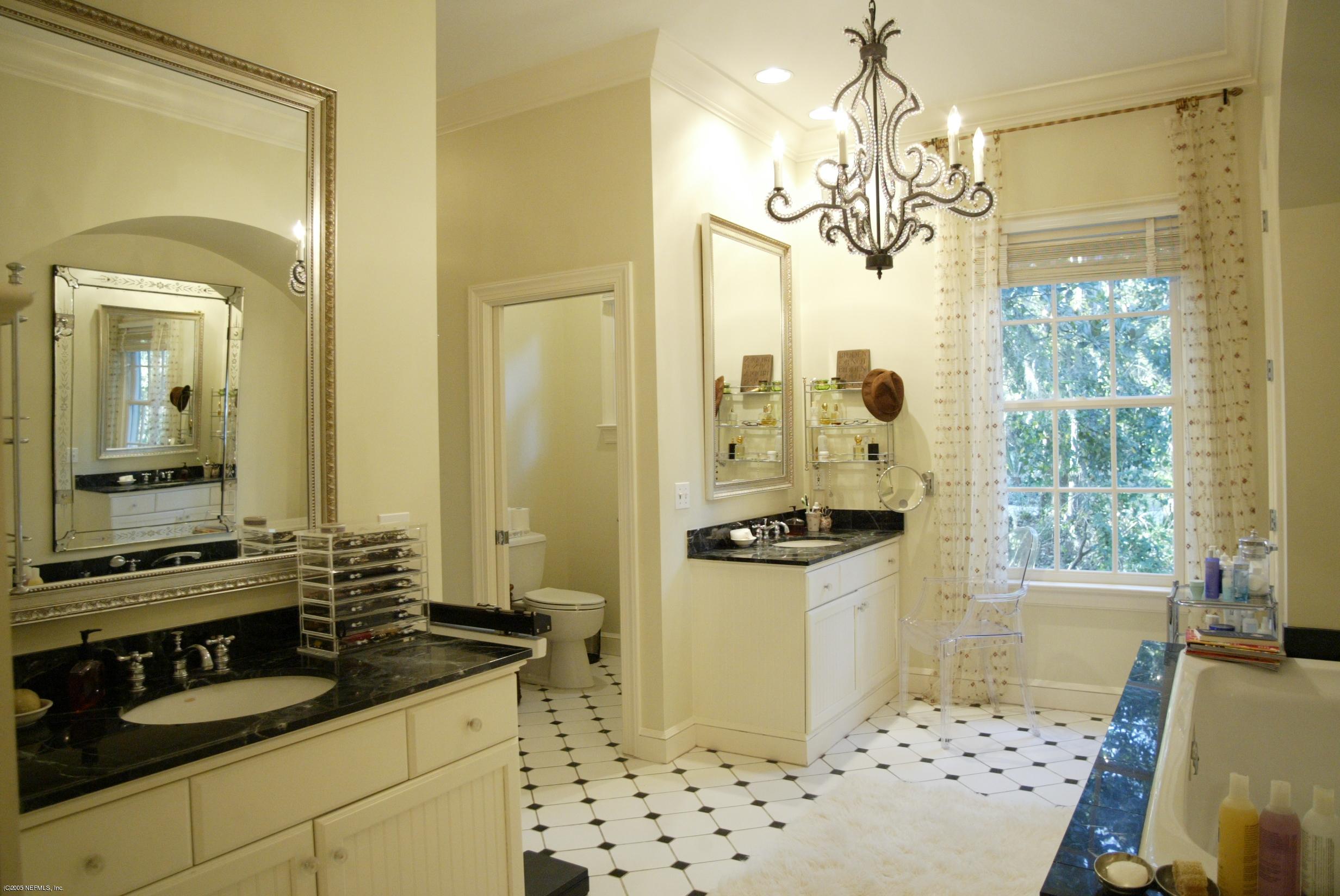 13530 Mandarin Road Jacksonville, FL 32223 - Photo 3 of 14 Master Bath
