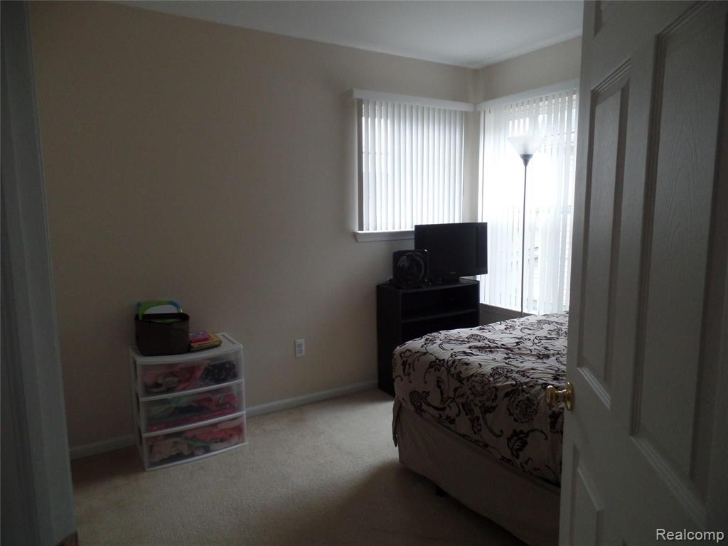 4075 Strathmore Lane Canton, MI 48188 - Photo 12 of 17