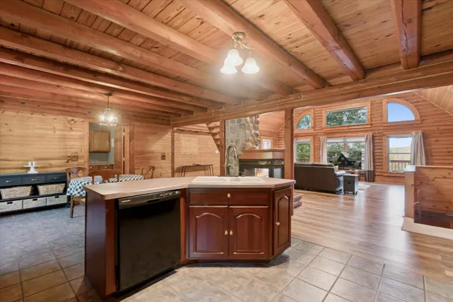 $529,900 | 1750 Fox Road, Jackson, MI 49201