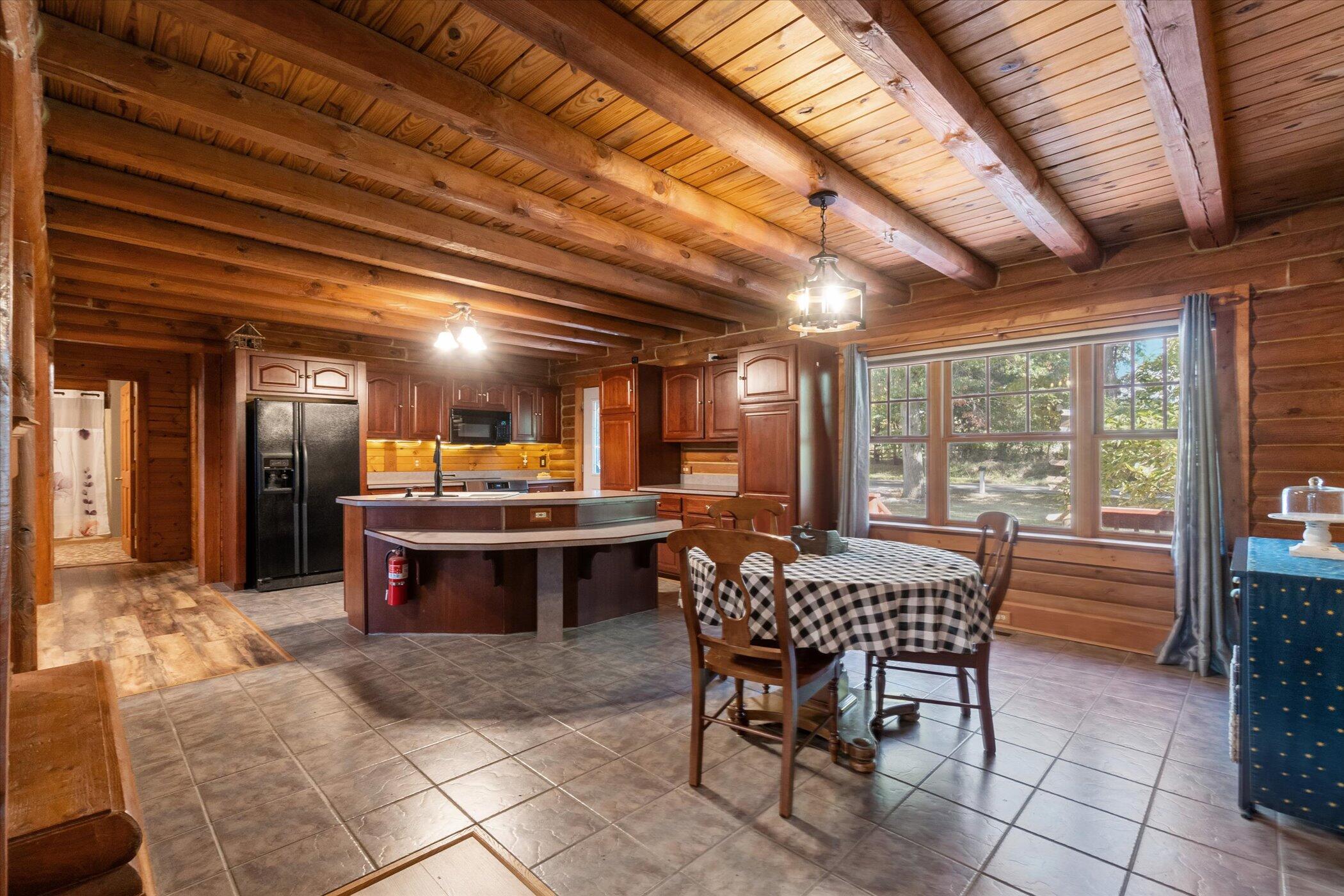 1750 Fox Road Jackson, MI 49201 - Photo 20 of 72 19-1750-Fox-Rd-Jackson-MI-49201-WindowSt