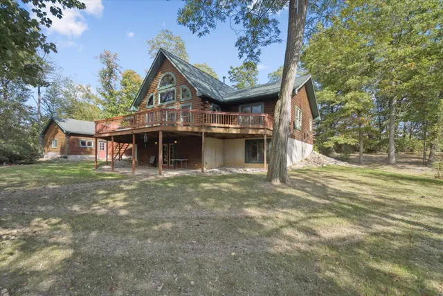 $529,900 | 1750 Fox Road, Jackson, MI 49201