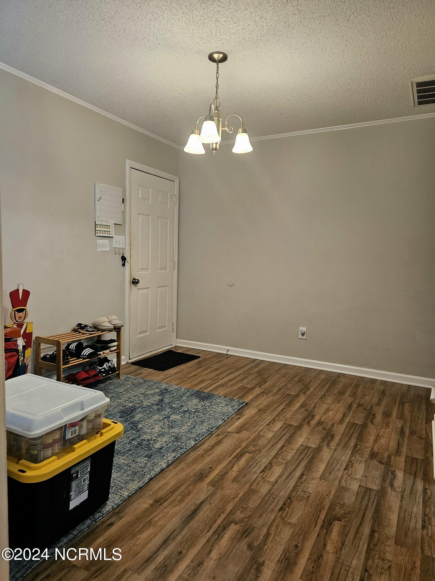 225 Natalie Lane Hubert, NC 28539 - Photo 3 of 15 Dining Area
