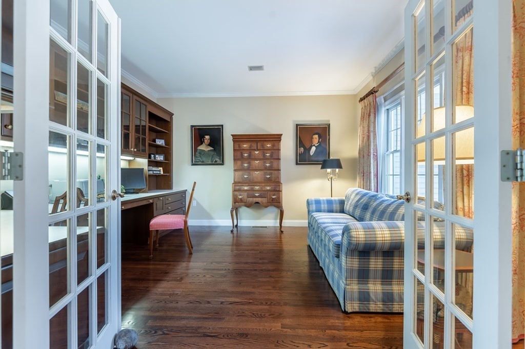 3 Cabot Road Andover, MA 01810 - Photo 6 of 42 Gallery Image 6