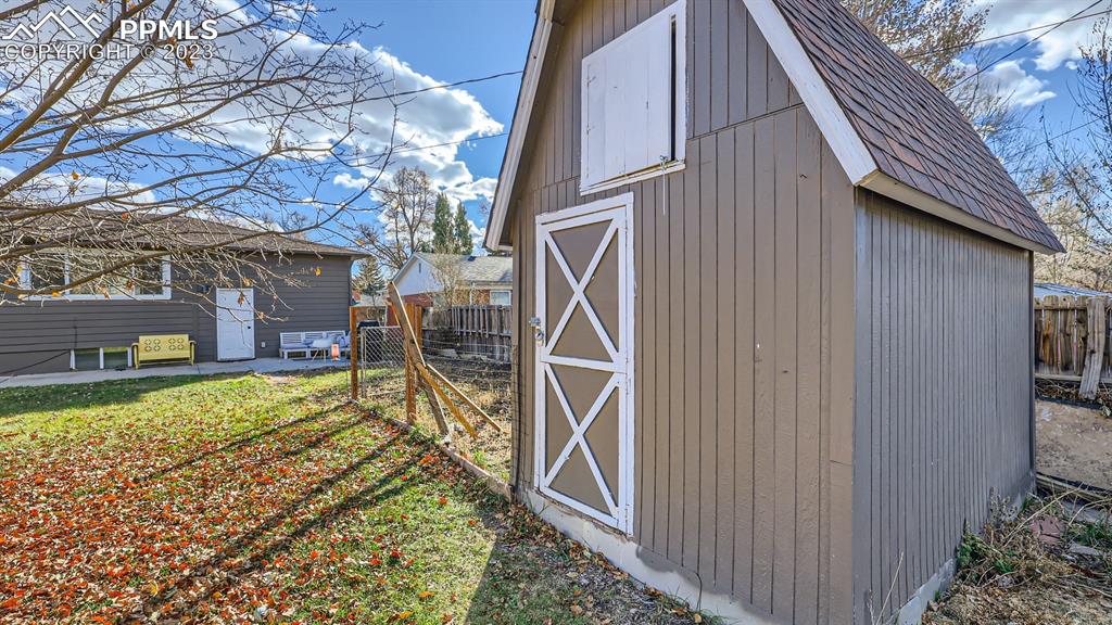 530 Valley Road Colorado Springs, CO 80904 - Photo 49 of 50 a view of a house with a yard