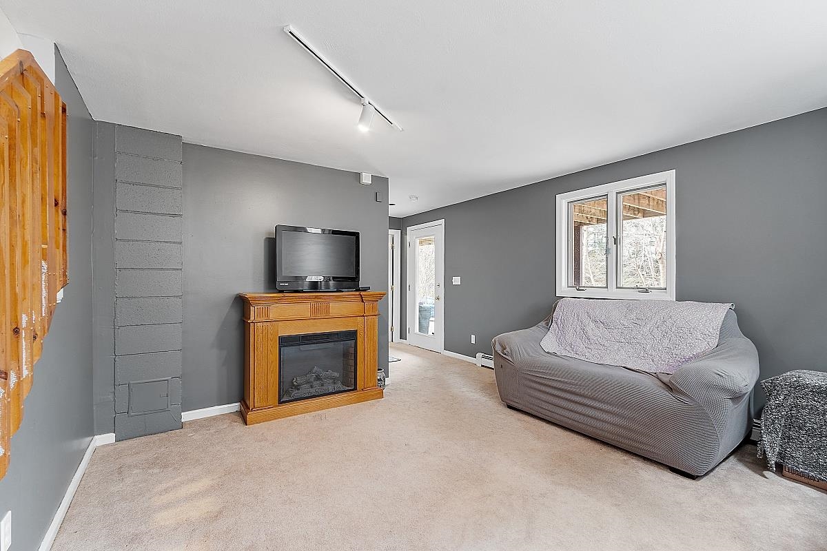 22 Hunt Pond Road Sandown, NH 03873 - Photo 17 of 22