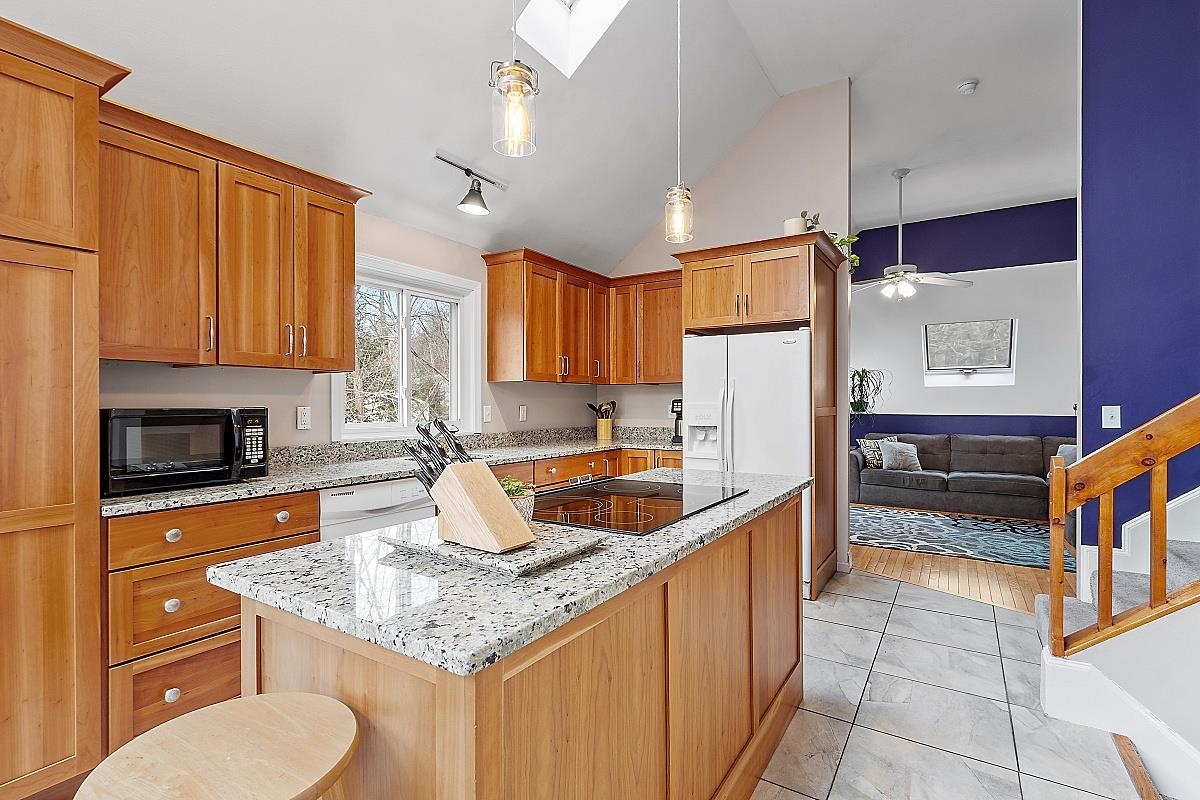 22 Hunt Pond Road Sandown, NH 03873 - Photo 7 of 22