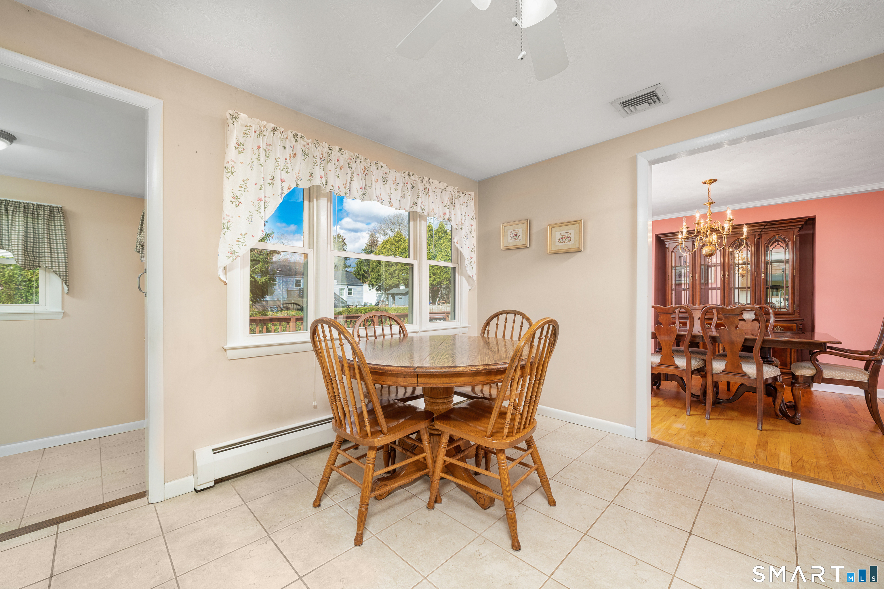 43 Edward Street Wethersfield, CT 06109 - Photo 11 of 40 Kitchen - Eat-In