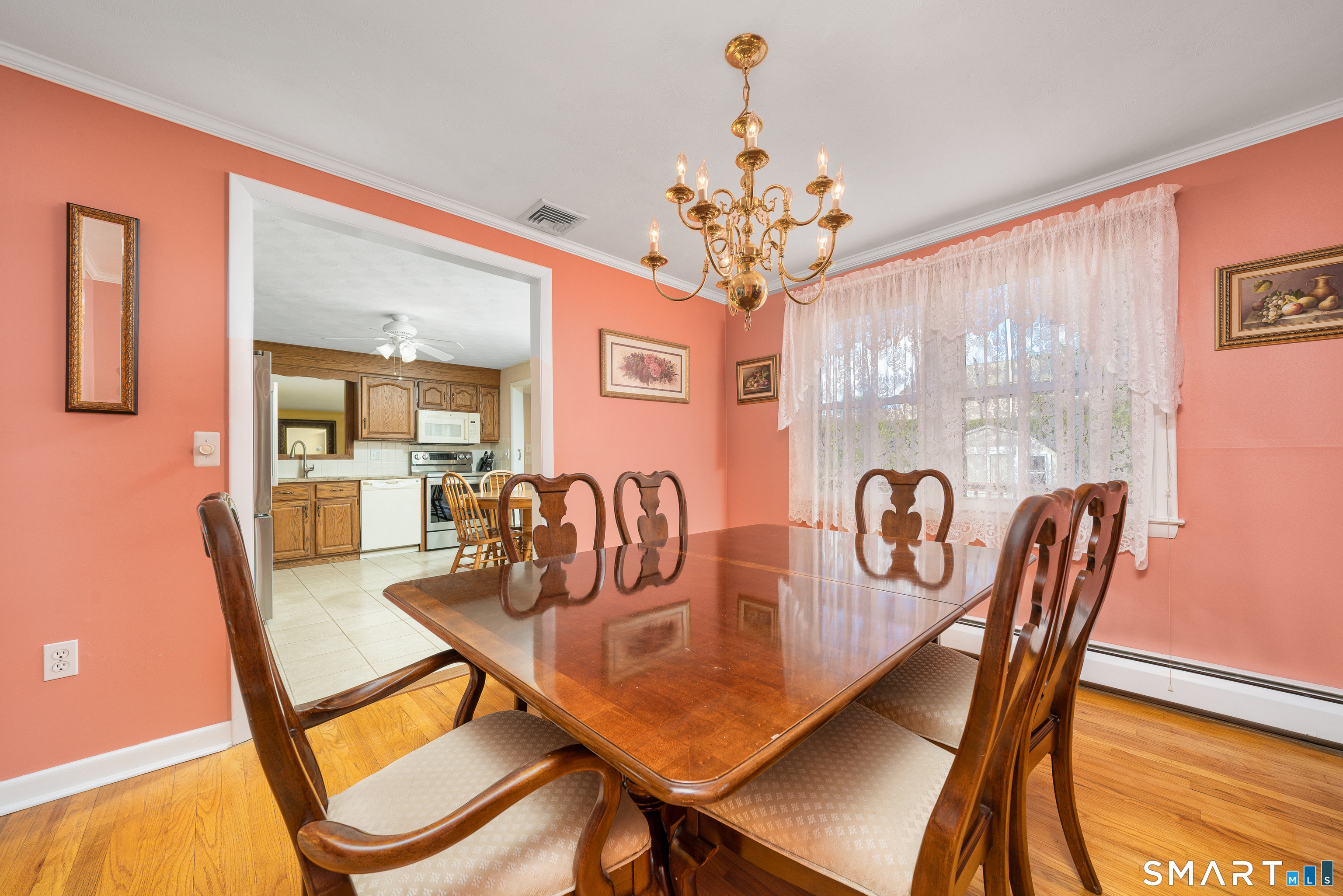 43 Edward Street Wethersfield, CT 06109 - Photo 13 of 40 Dining Room