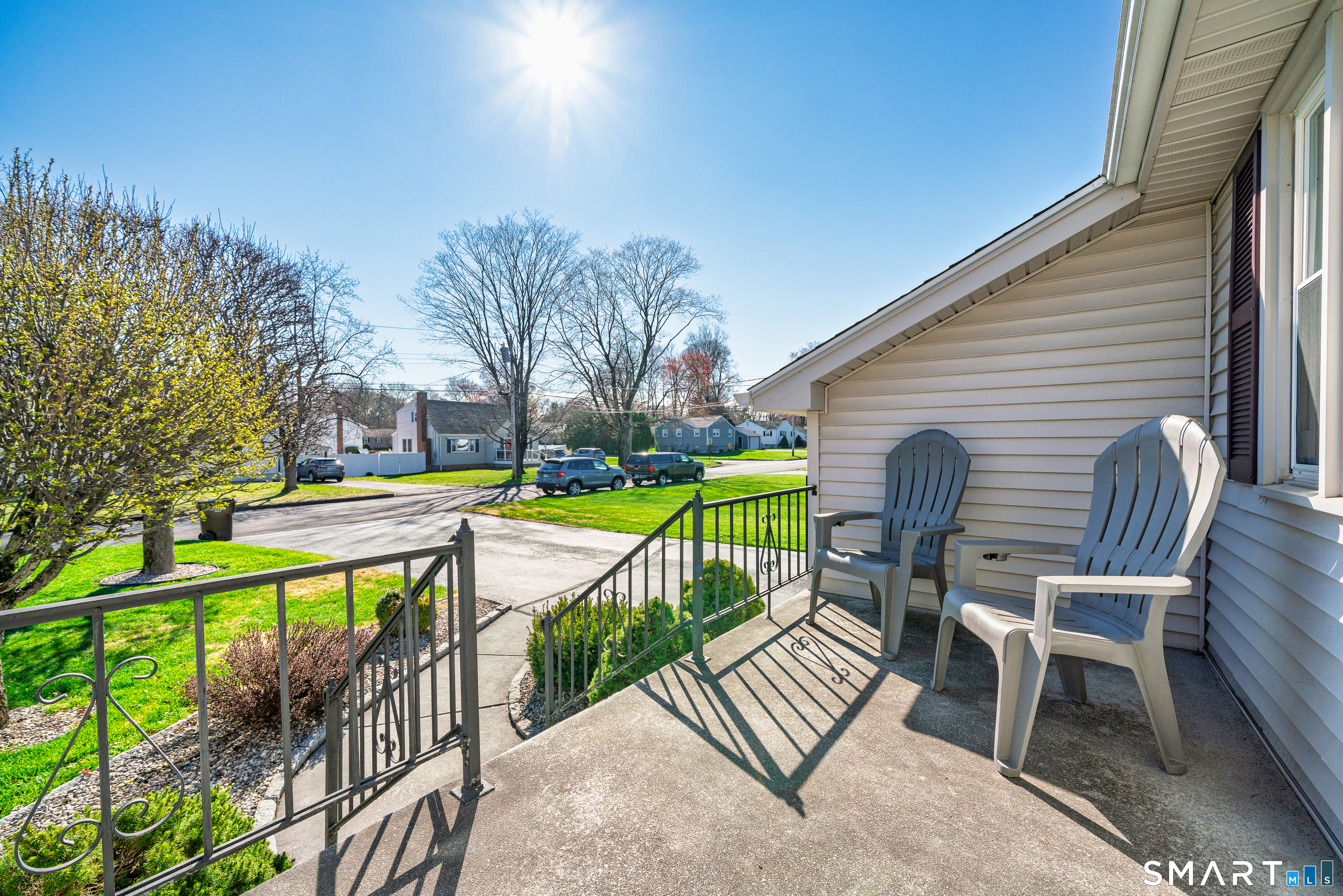 43 Edward Street Wethersfield, CT 06109 - Photo 35 of 40 43 Edward St. - Front Porch