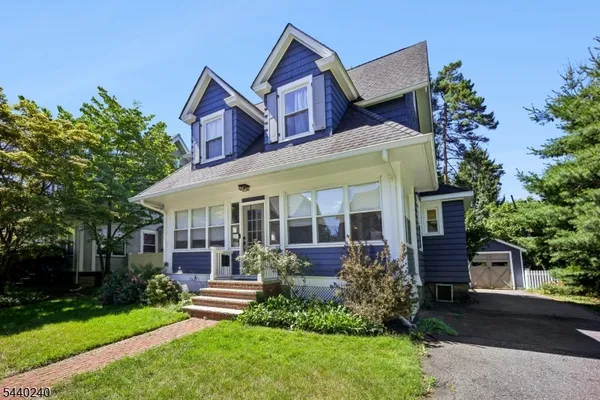 $8,495 | 10 Mountain Place, Montclair, NJ 07043