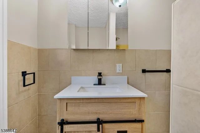 $289,000 | 330 Chambers Street, Phillipsburg, NJ 08865