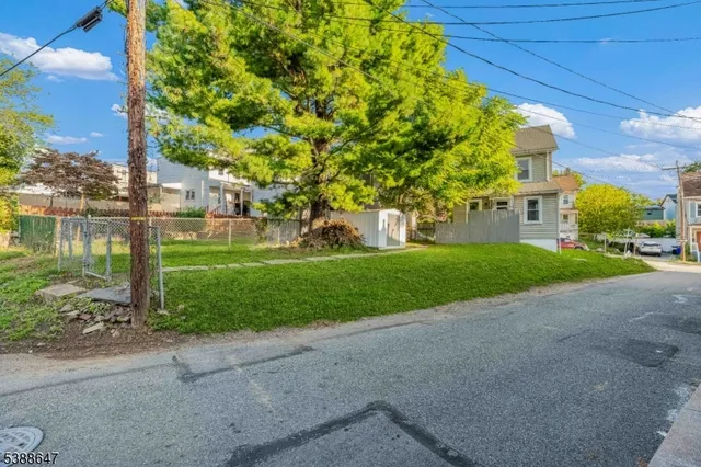 $289,000 | 330 Chambers Street, Phillipsburg, NJ 08865