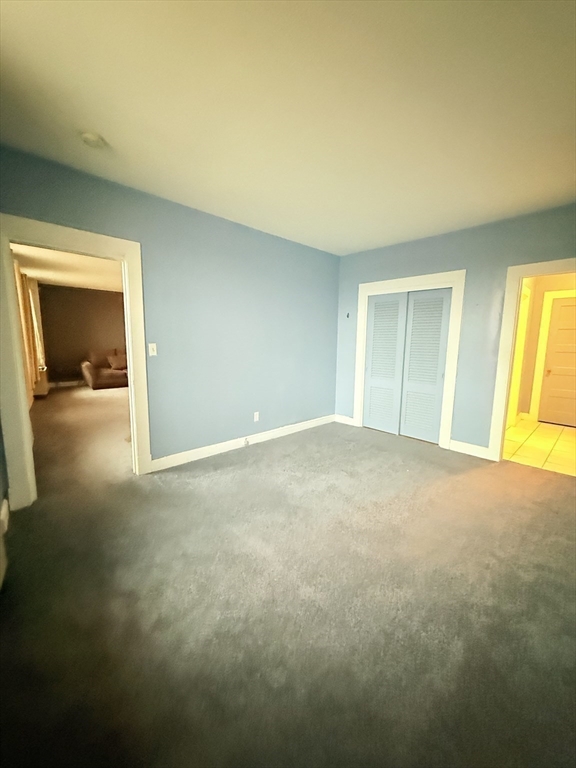 140 Chestnut Street, Unit 604 Springfield, MA 01103 - Photo 15 of 21 an empty room with a natural light