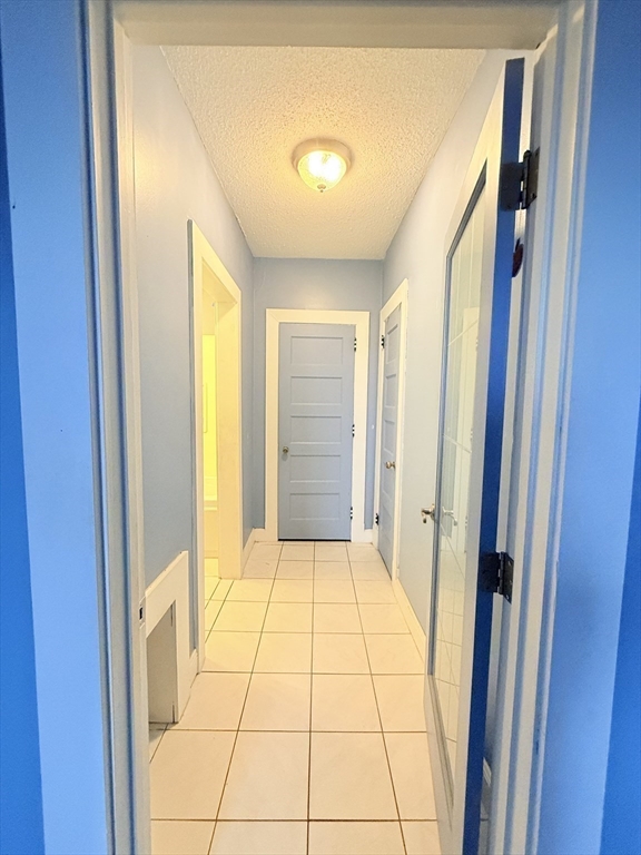 140 Chestnut Street, Unit 604 Springfield, MA 01103 - Photo 17 of 21 a view of an empty room and window