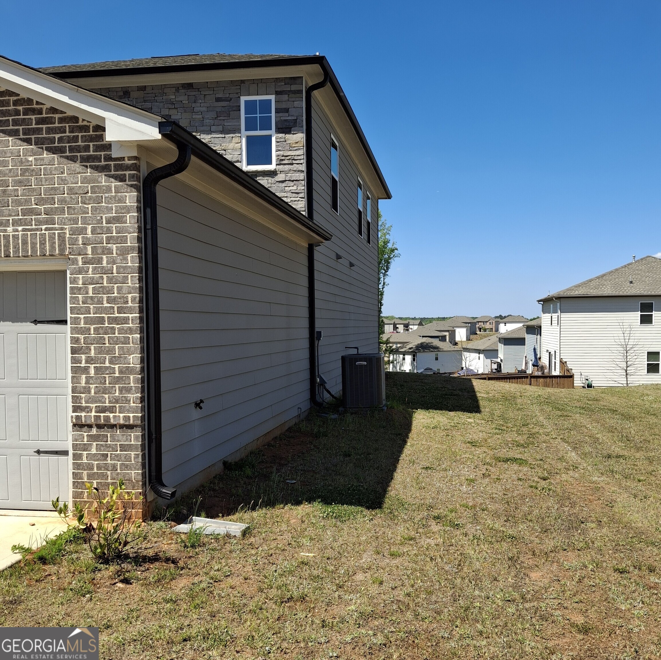 368 Amsterdam Way Hampton, GA 30228 - Photo 2 of 18