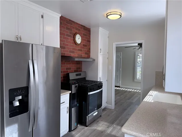 $4,000 | 6857 Chimineas Avenue, Reseda, CA 91335