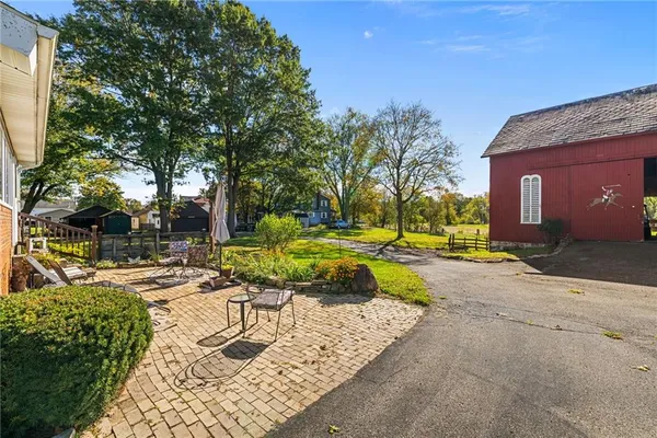 $487,000 | 3475 Darlington Road, Darlington, PA 16115