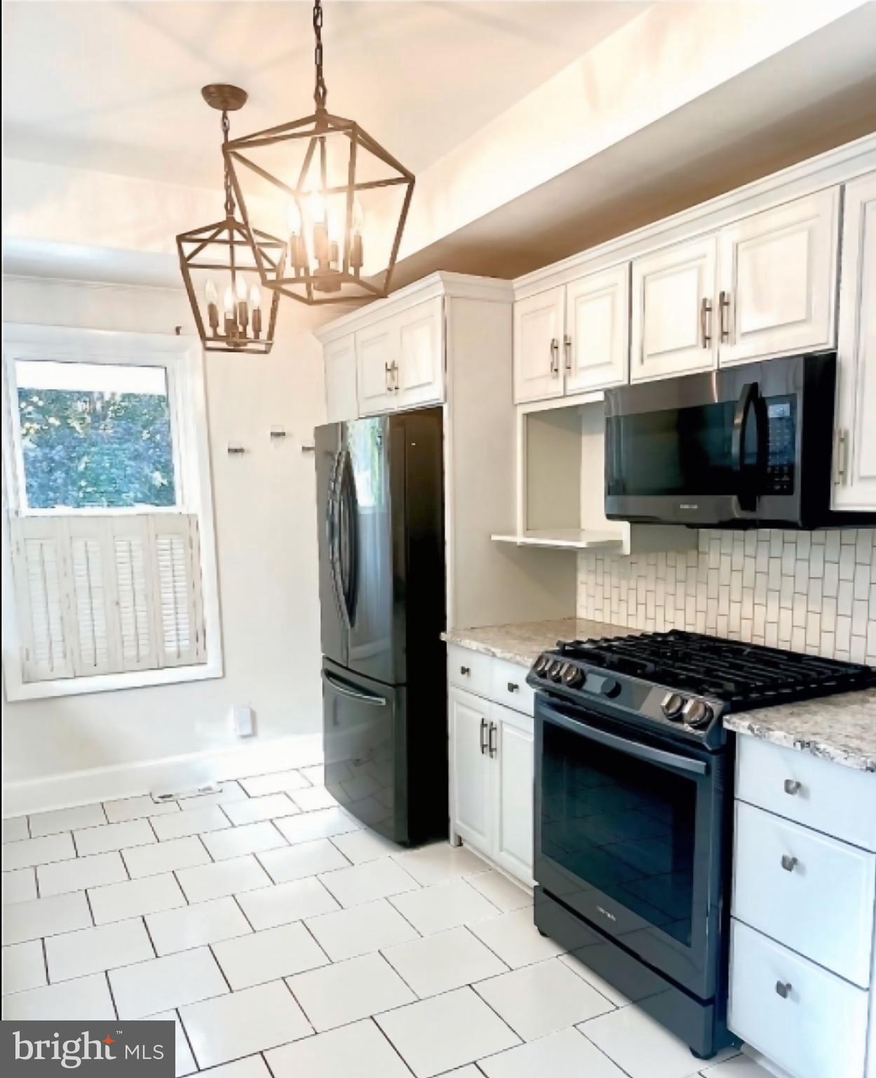 53 Gridley Street Hamilton, NJ 08610 - Photo 4 of 12